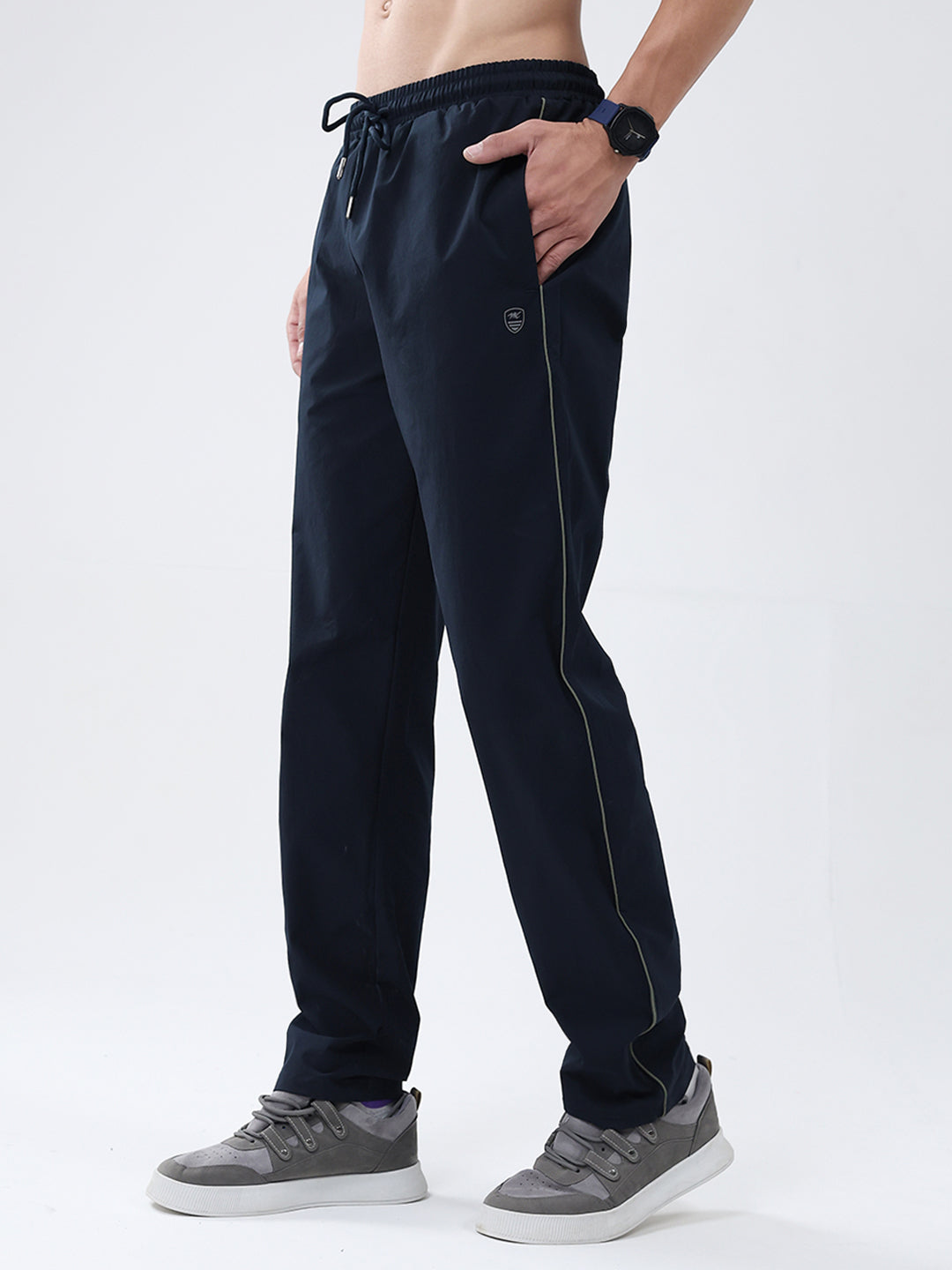 Men Blue Solid Regular Fit Winter Lower