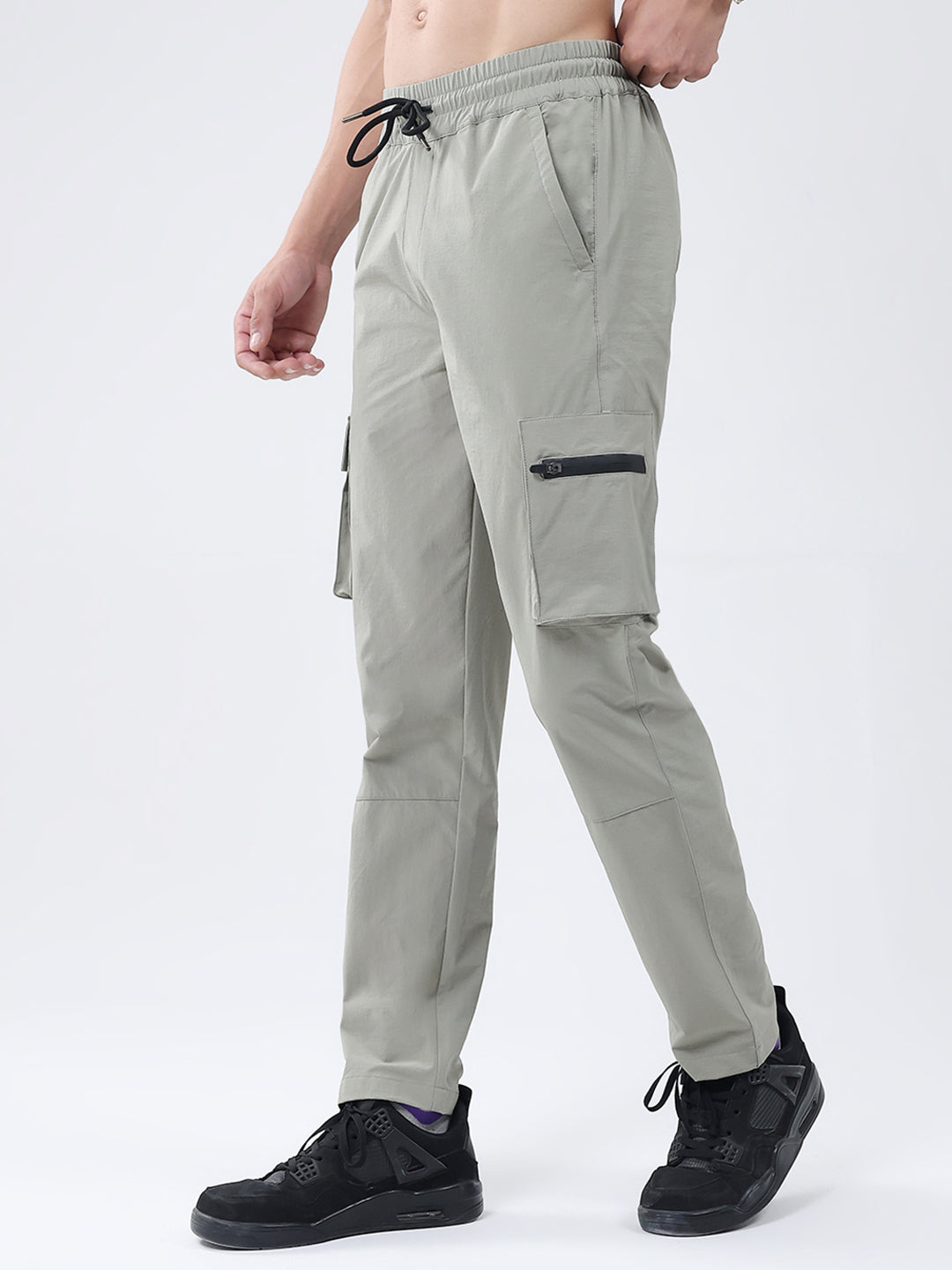 Men Beige Solid Regular Fit Winter Lower