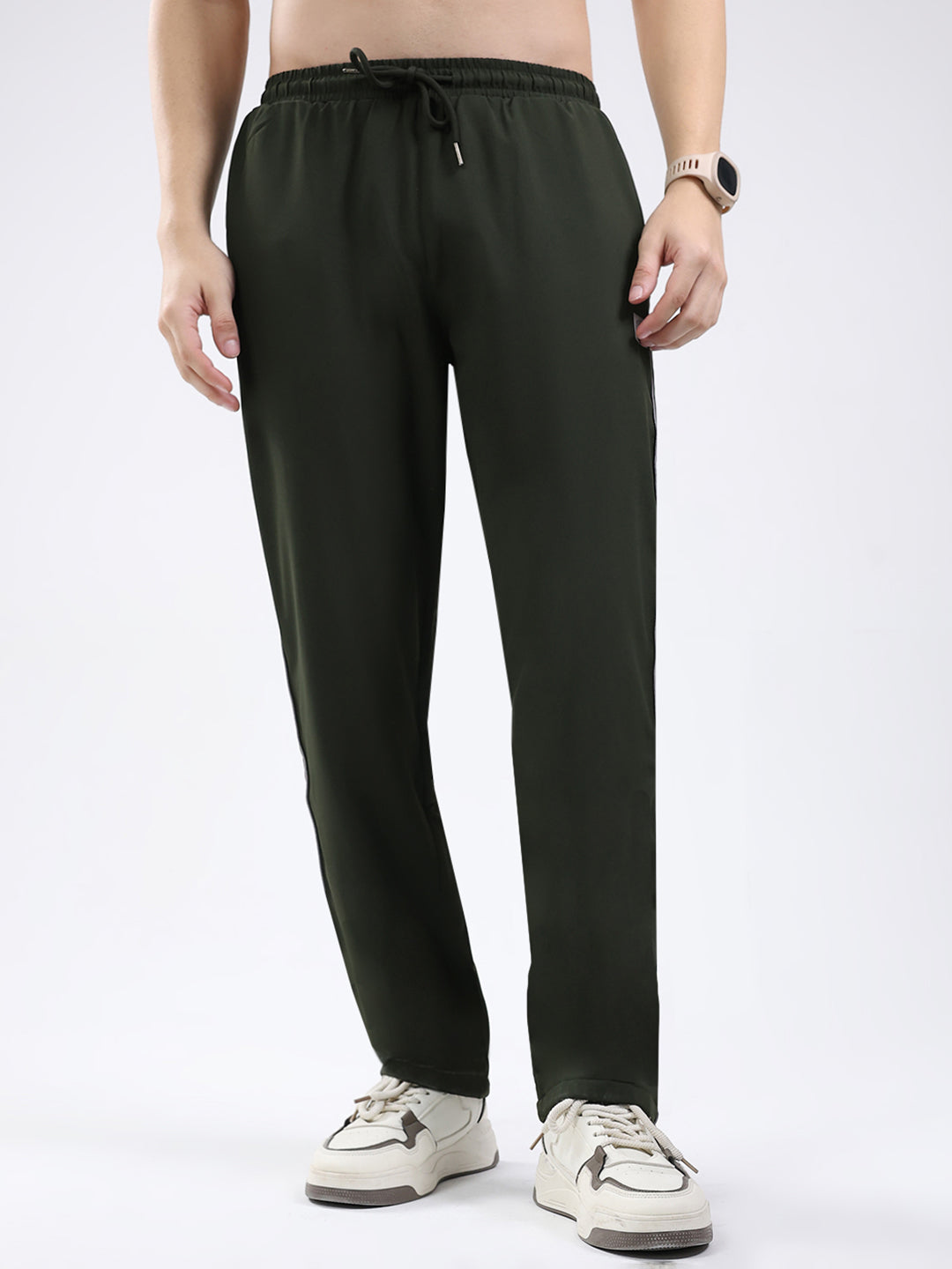 Men Olive Solid Regular Fit Winter Lower