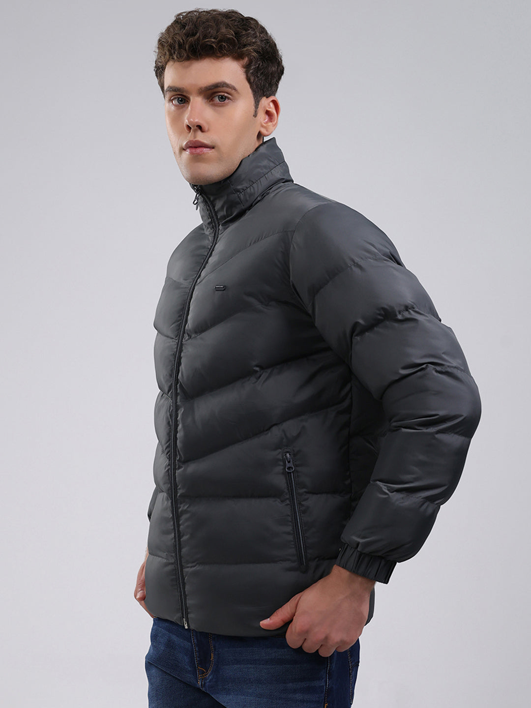Men Grey Solid Hooded Full Sleeve Jacket