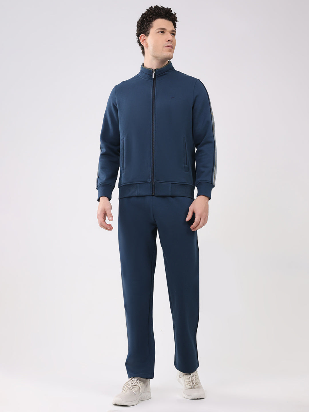 Men Blue Solid Collar Full Sleeve Winter Tracksuit