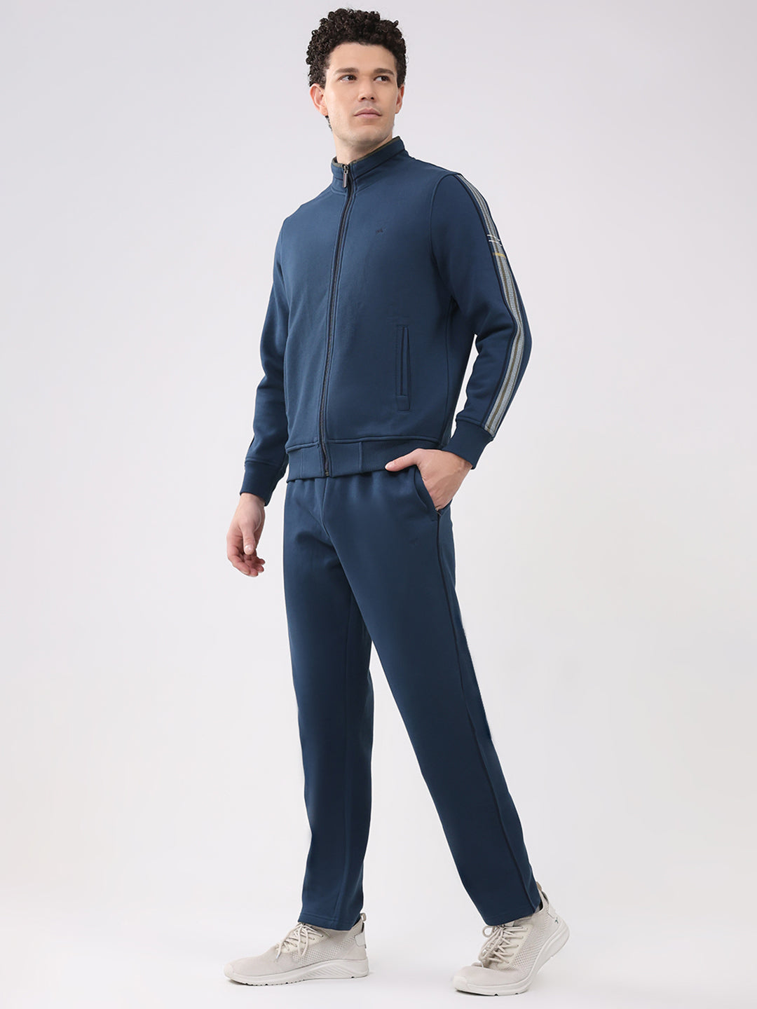 Men Blue Solid Collar Full Sleeve Winter Tracksuit