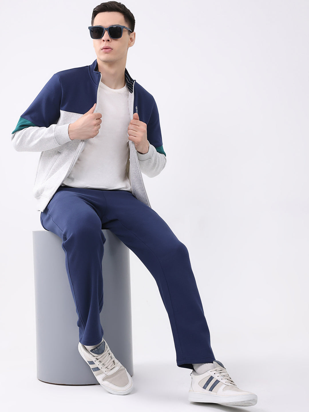 Men Blue Printed Collar Full Sleeve Winter Tracksuit