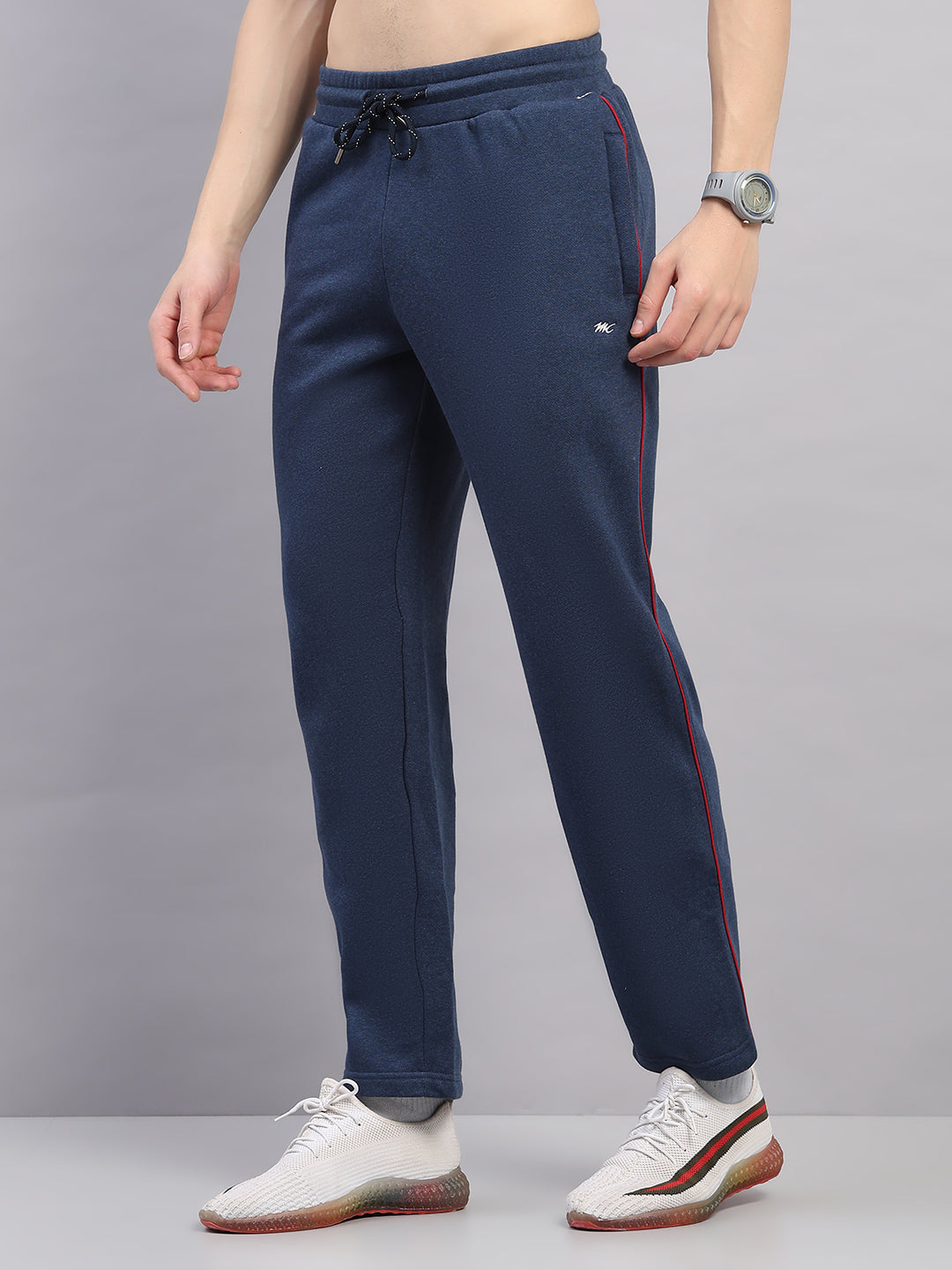 Men Blue Colourblocked Stand Collar Full Sleeve Winter Tracksuit