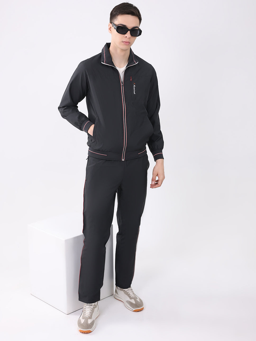 Men Black Printed Round Neck Full Sleeve Winter Tracksuit