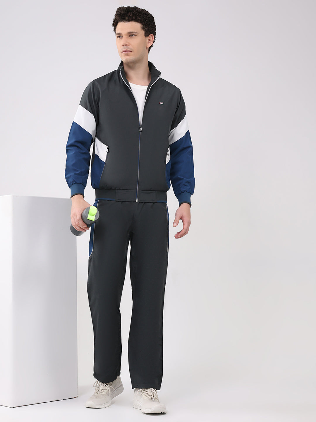 Men Grey Solid Round Neck Full Sleeve Winter Tracksuit