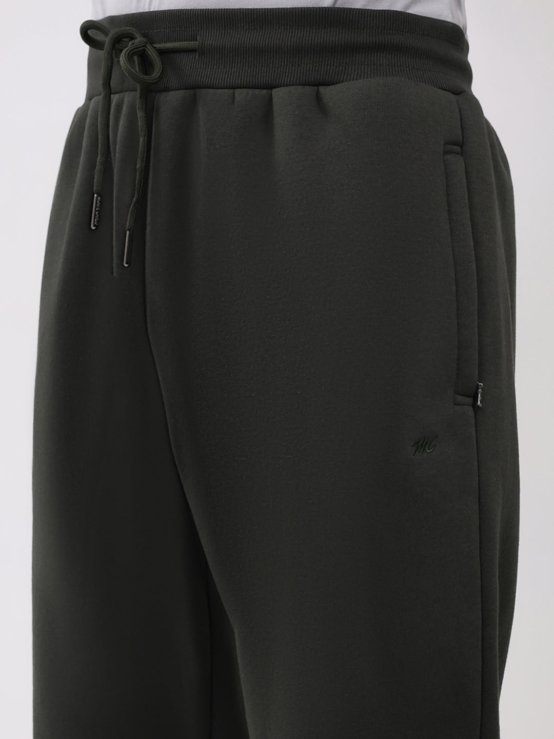 Men Olive Solid Round Neck Full Sleeve Winter Tracksuit