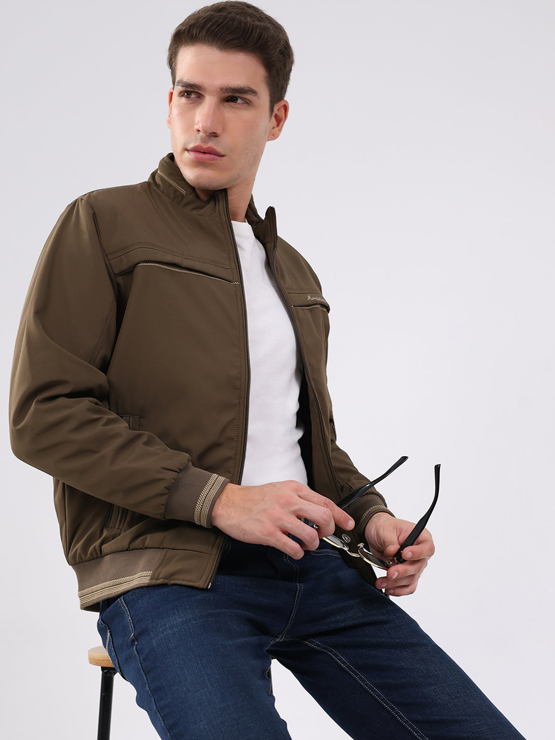 Men Brown Solid Mock Neck Full Sleeve Jacket