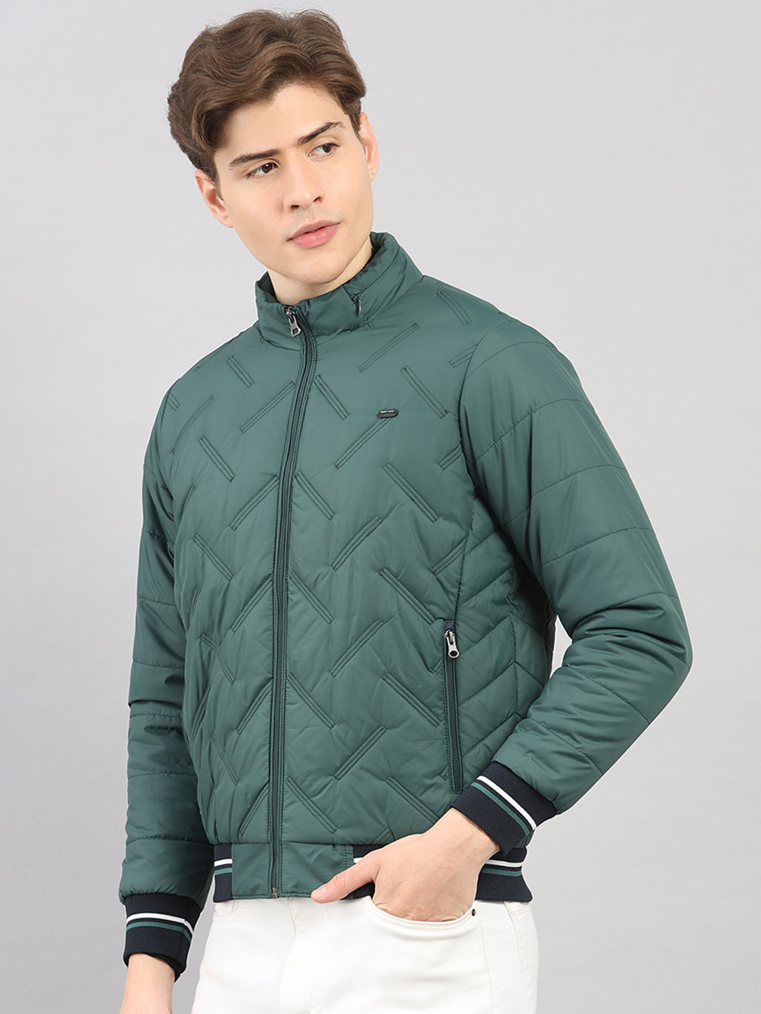 Men Green Solid Hooded Full Sleeve Jacket