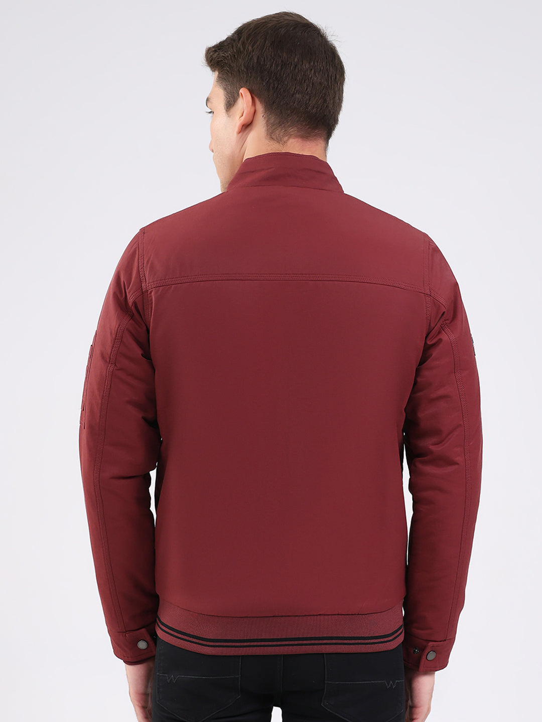 Men Maroon Solid Mock Neck Full Sleeve Jacket