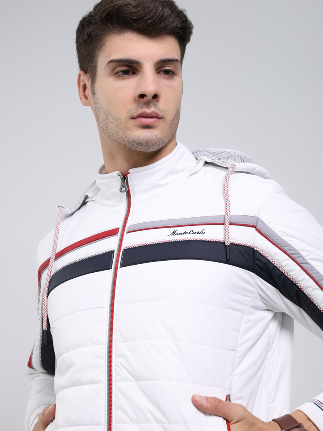 Men White Solid Hooded Full Sleeve Jacket