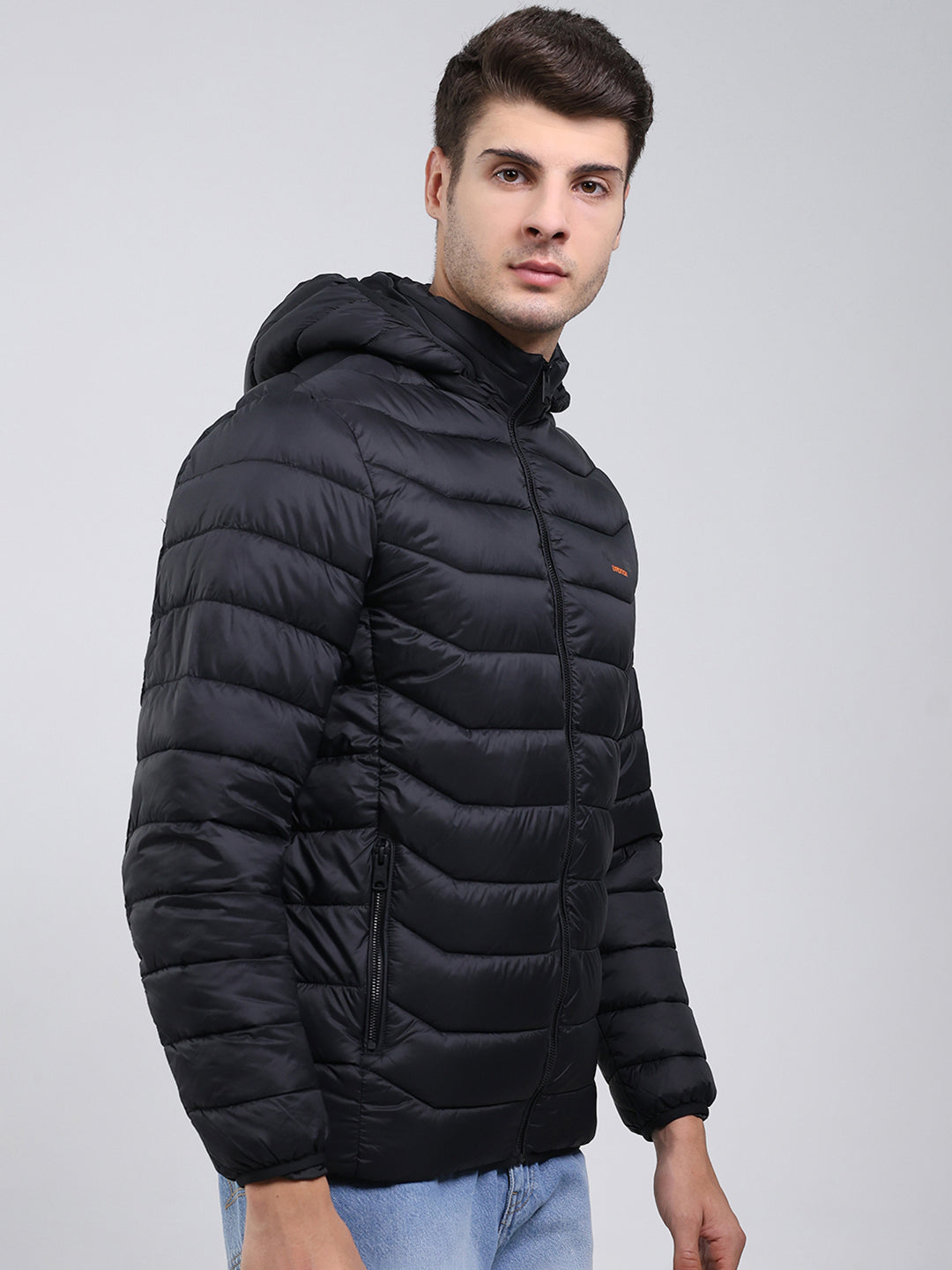 Men Black Solid Hooded Full Sleeve Heating Jacket