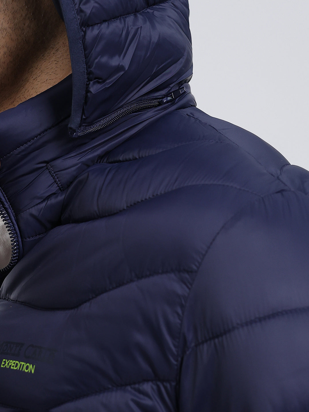 Men Navy Blue Solid Hooded Full Sleeve Heating Jacket