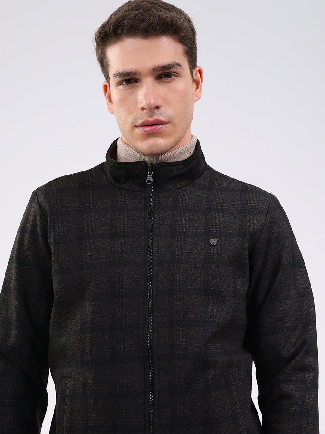 Men Black Solid Mock Neck Full Sleeve Jacket