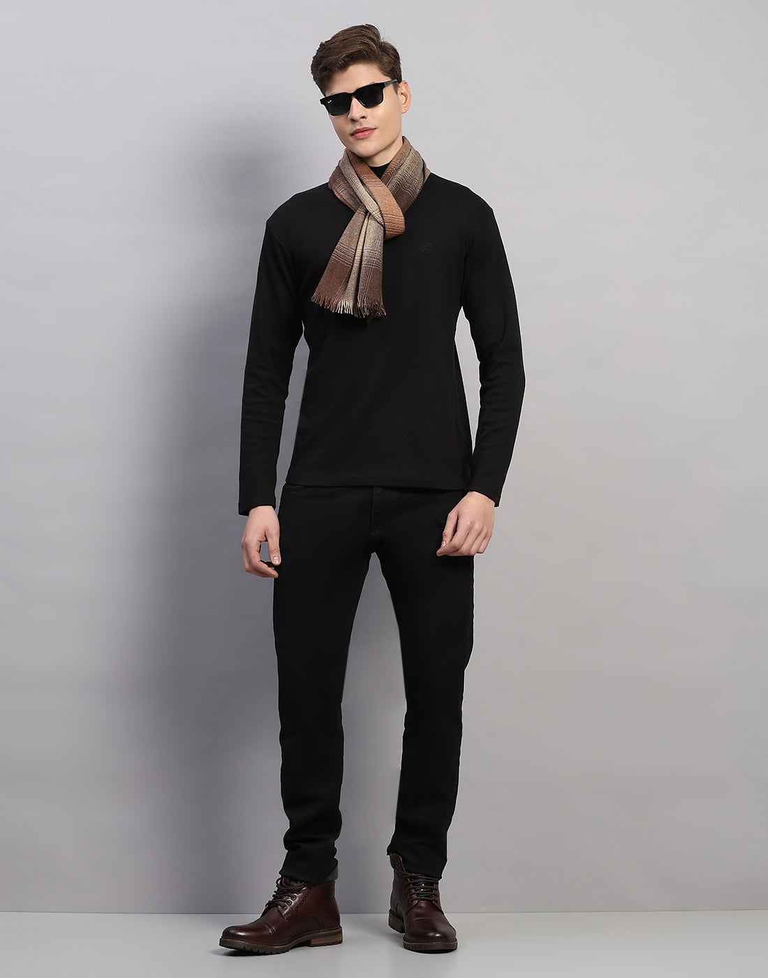 Men Multicolor Self Design Wool Muffler