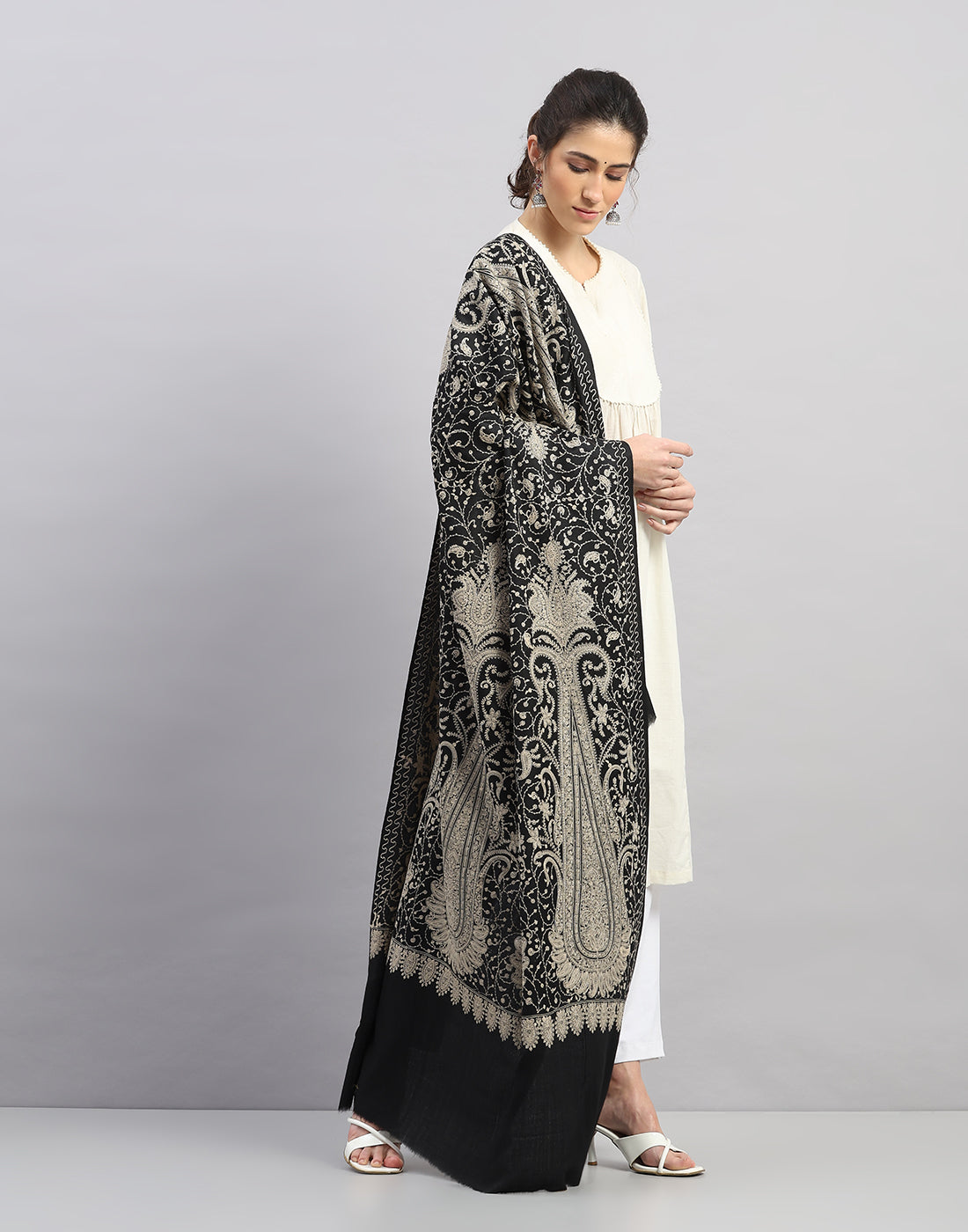 Women Multicolor Self Design   Shawl