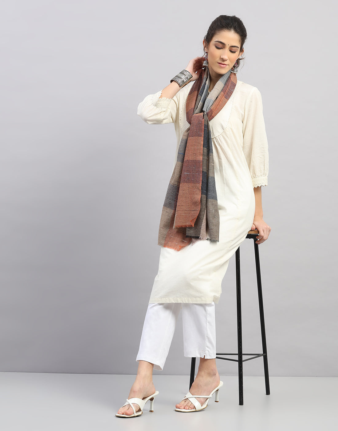 Women Multicolor Self Design   Stole