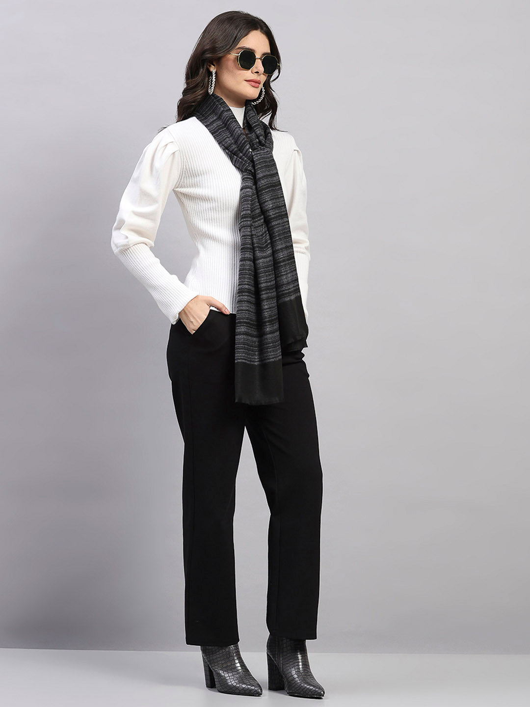Women Multicolor Printed Wool Blend Stole