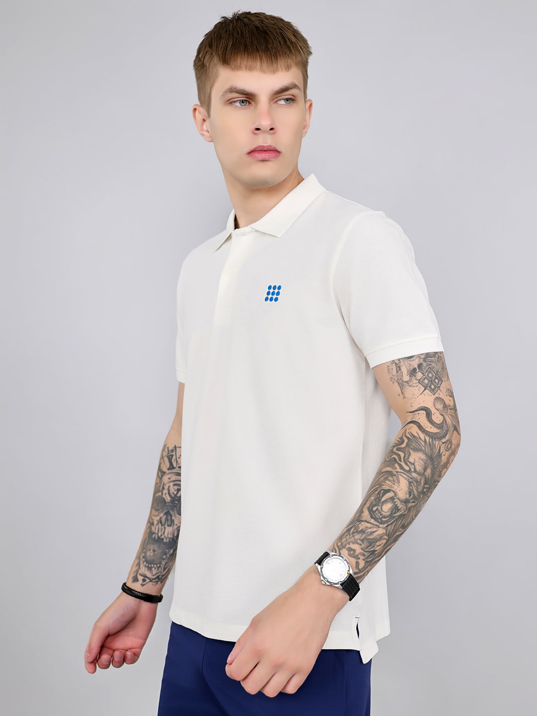 Rock.it Men Off White Solid Collar Half Sleeve T-Shirt