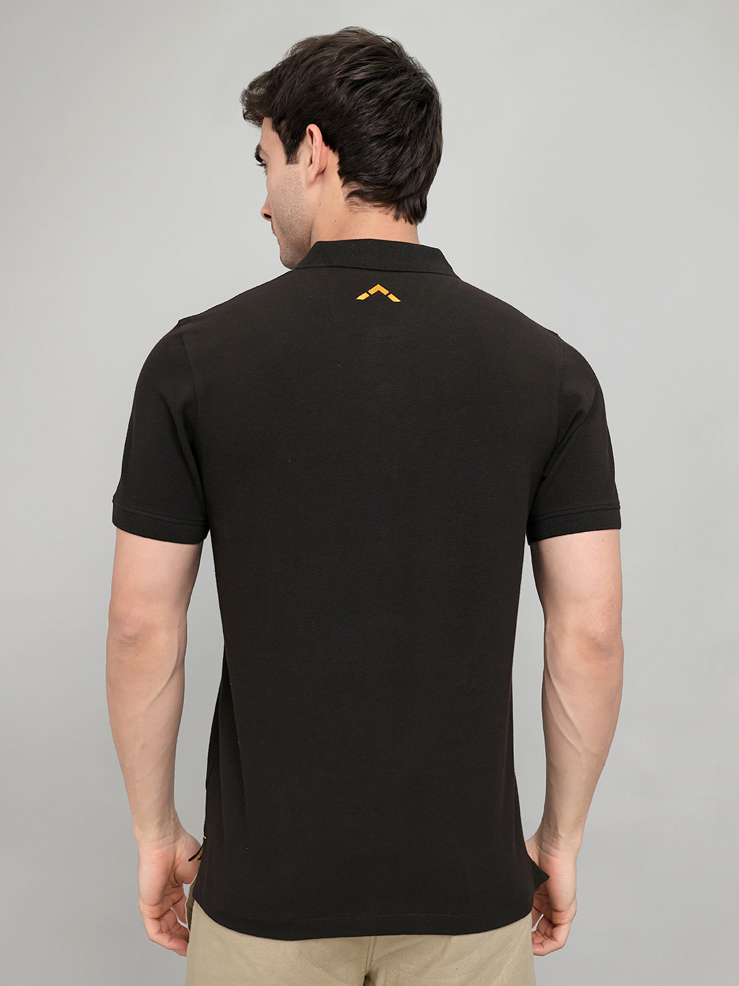 Rock.it Men Black Solid Collar Half Sleeve T-Shirt
