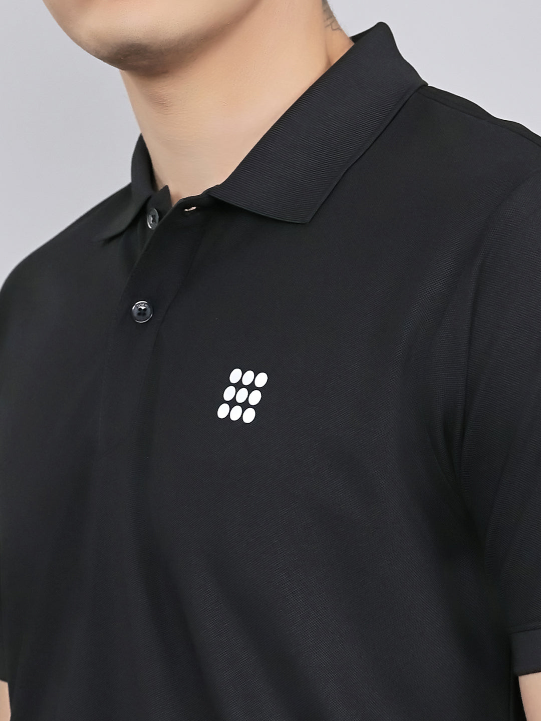 Rock.it Men Black Solid Collar Half Sleeve T-Shirt
