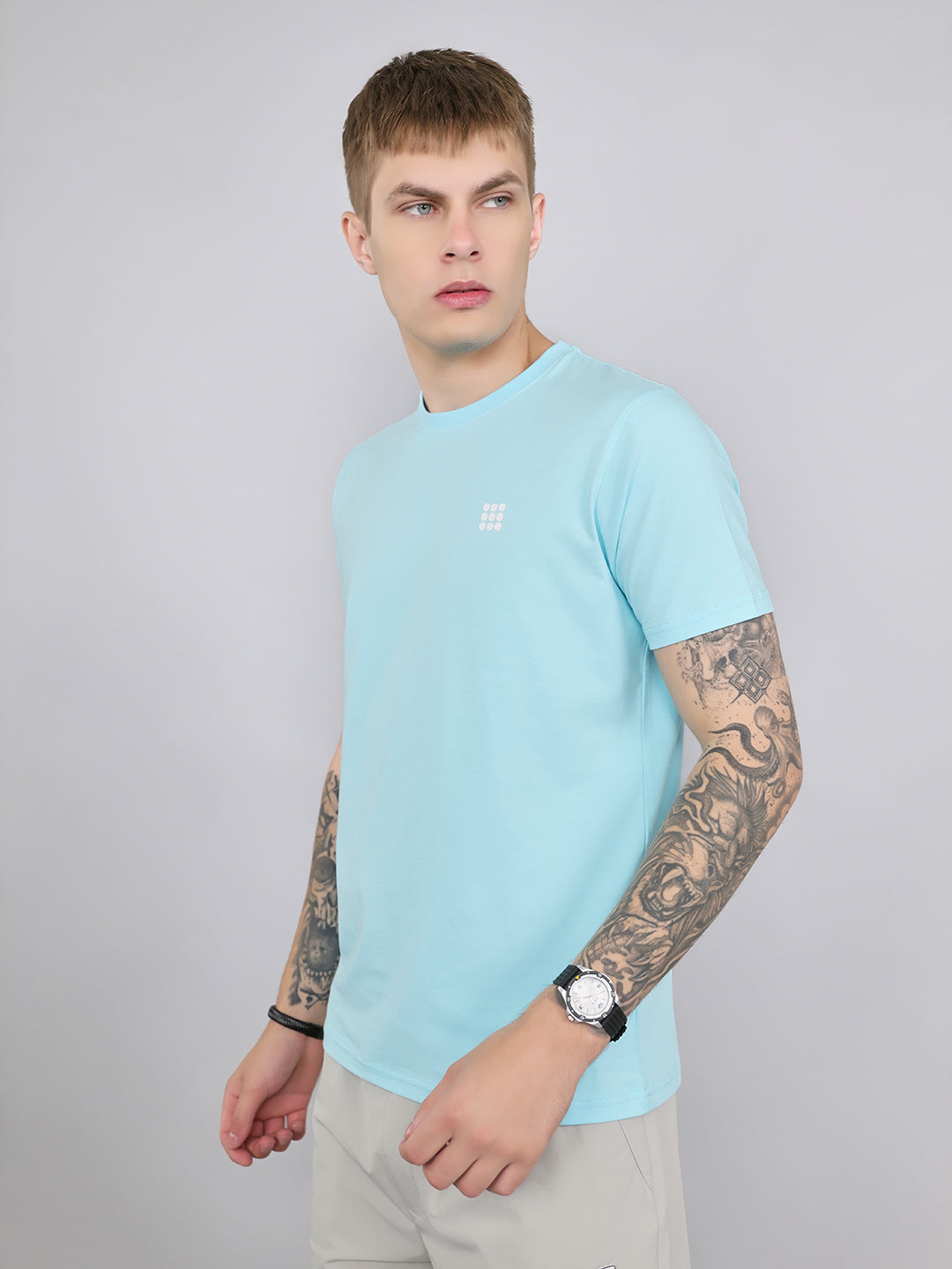 Rock.it Men Sky Blue Solid Round Neck Half Sleeve T-Shirt