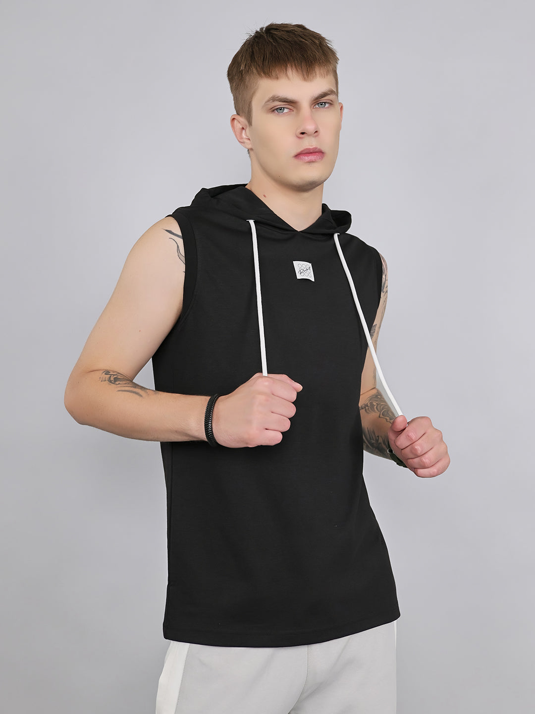 Rock.it Men Black Solid Hooded Sleeveless T-Shirt