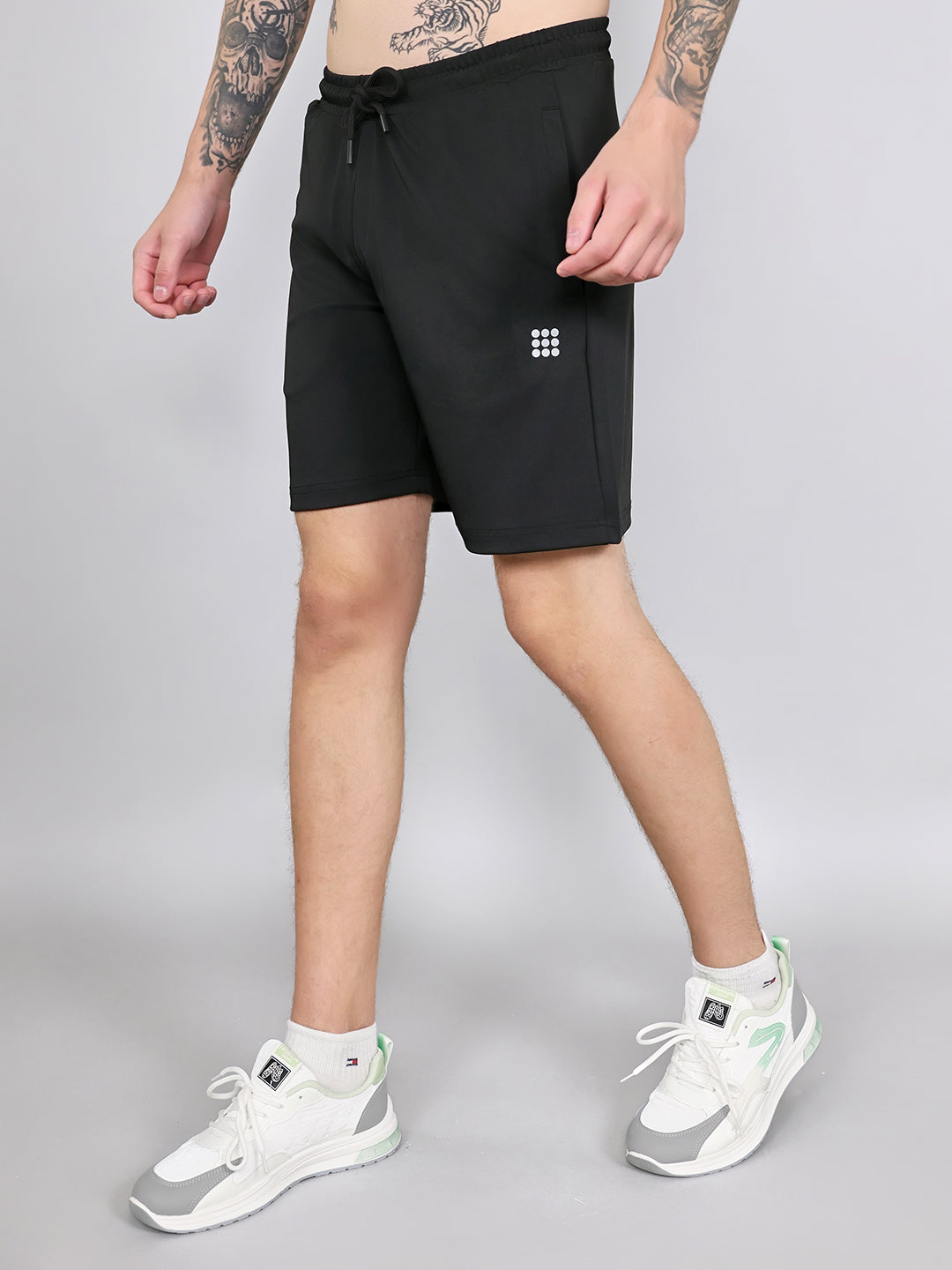 Rock.it Men Black Solid Regular Fit Shorts