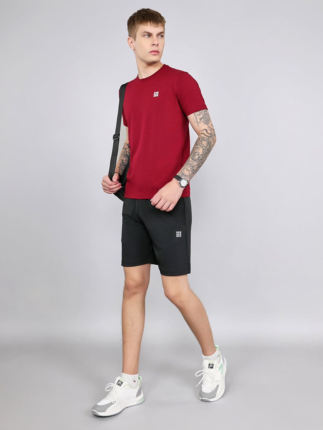 Rock.it Men Black Solid Regular Fit Shorts