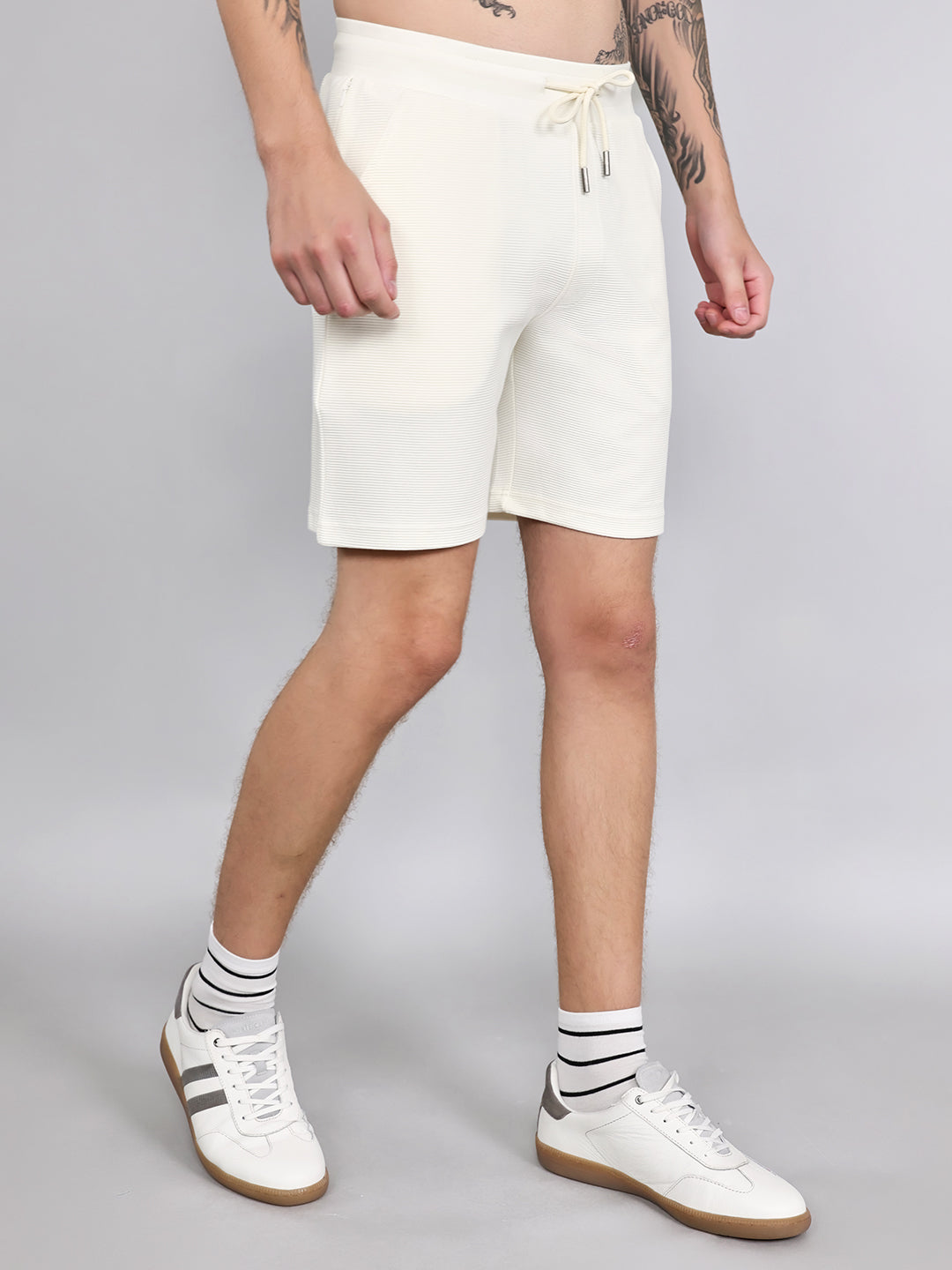 Rock.it Men Cream Solid Regular Fit Shorts