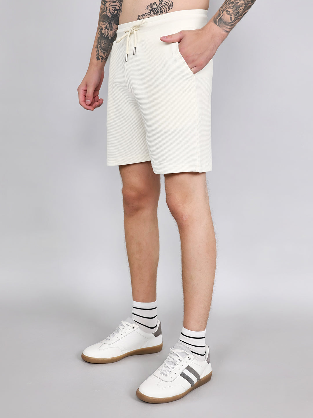 Rock.it Men Cream Solid Regular Fit Shorts