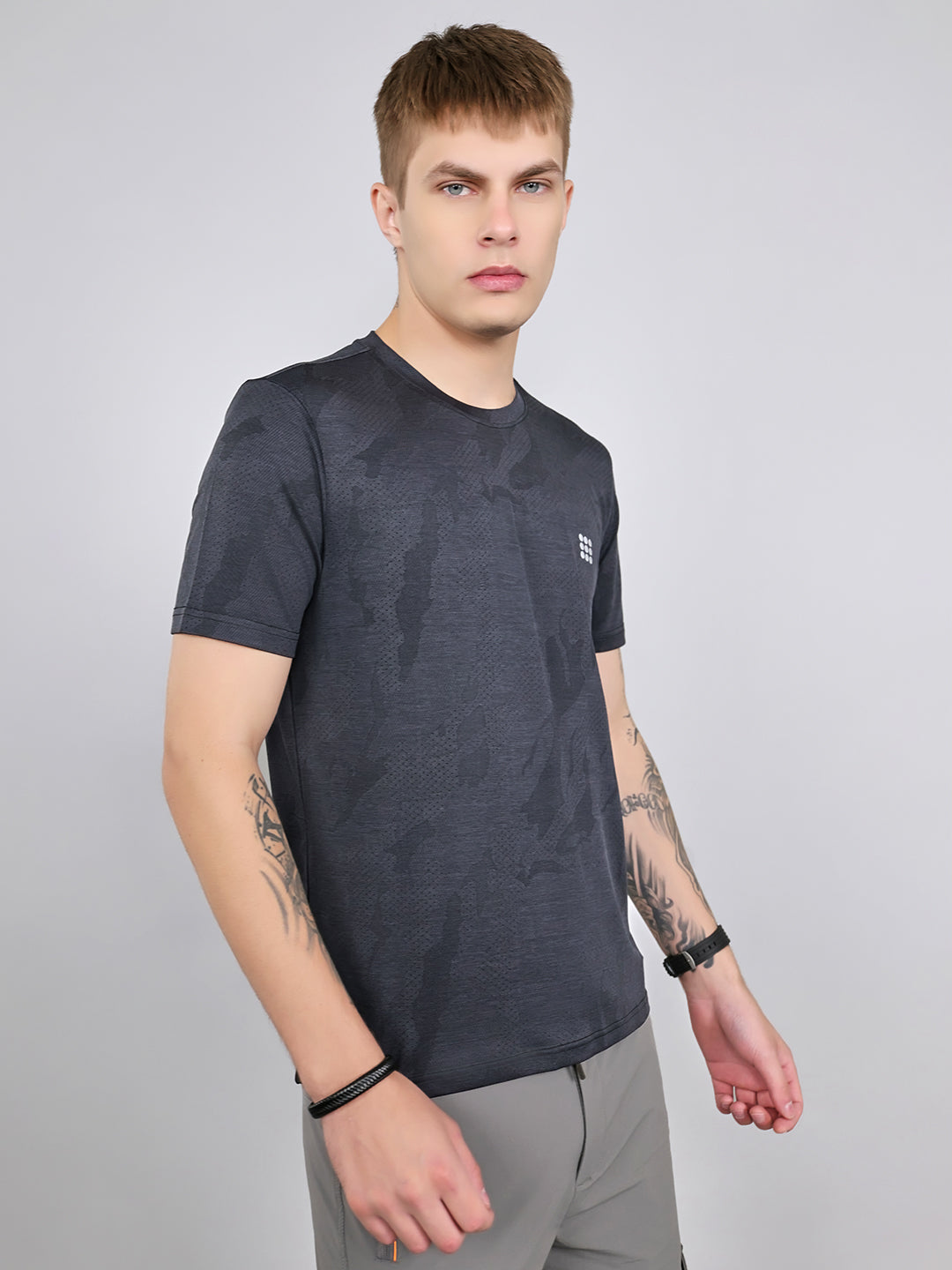 Rock.it Men Charcoal Solid Round Neck Half Sleeve T-Shirt