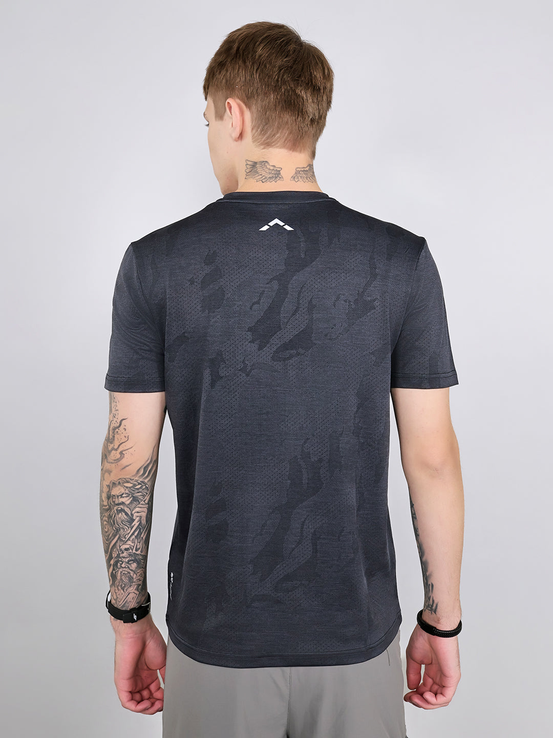 Rock.it Men Charcoal Solid Round Neck Half Sleeve T-Shirt