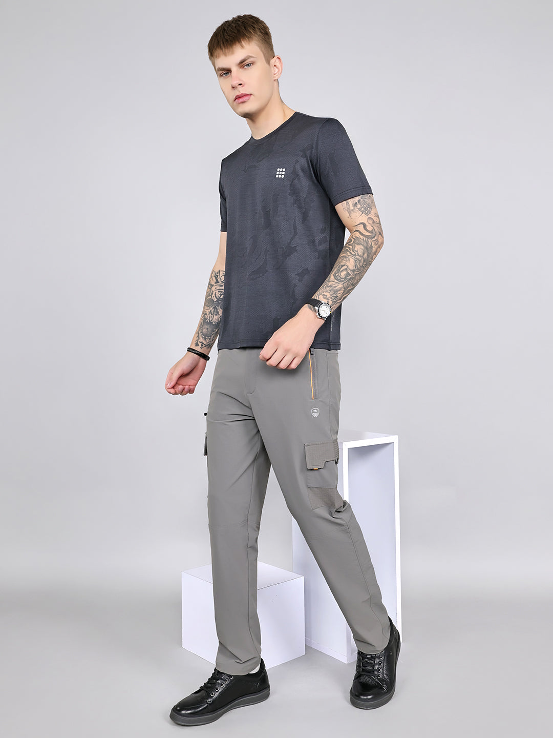 Rock.it Men Charcoal Solid Round Neck Half Sleeve T-Shirt