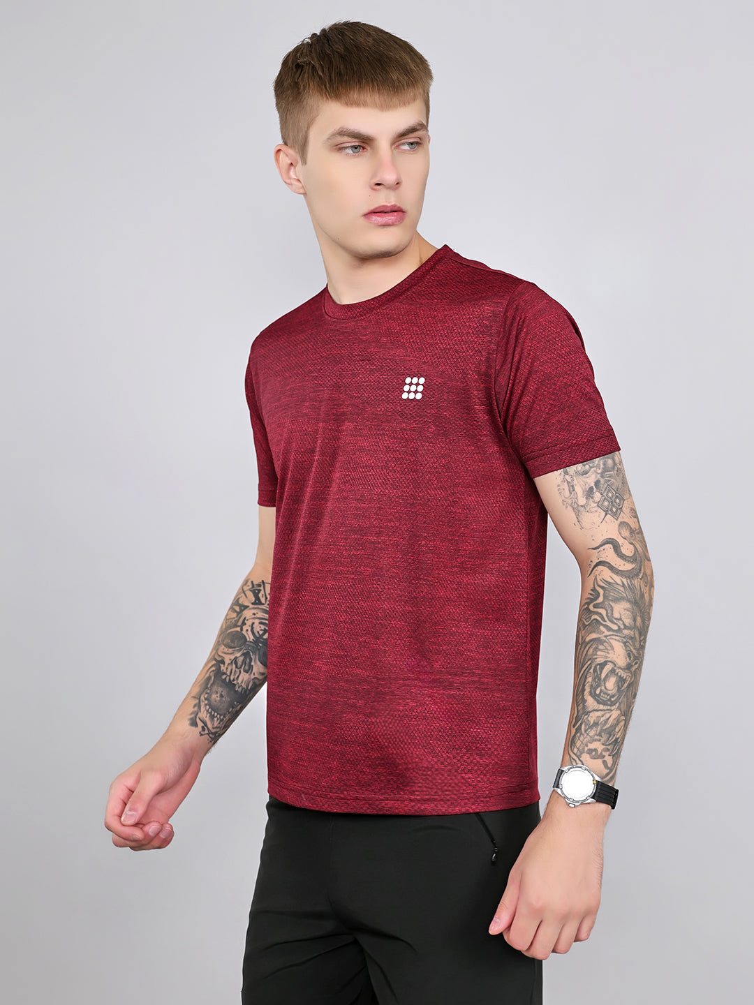 Rock.it Men Maroon Jacquard Round Neck Half Sleeve T-Shirt