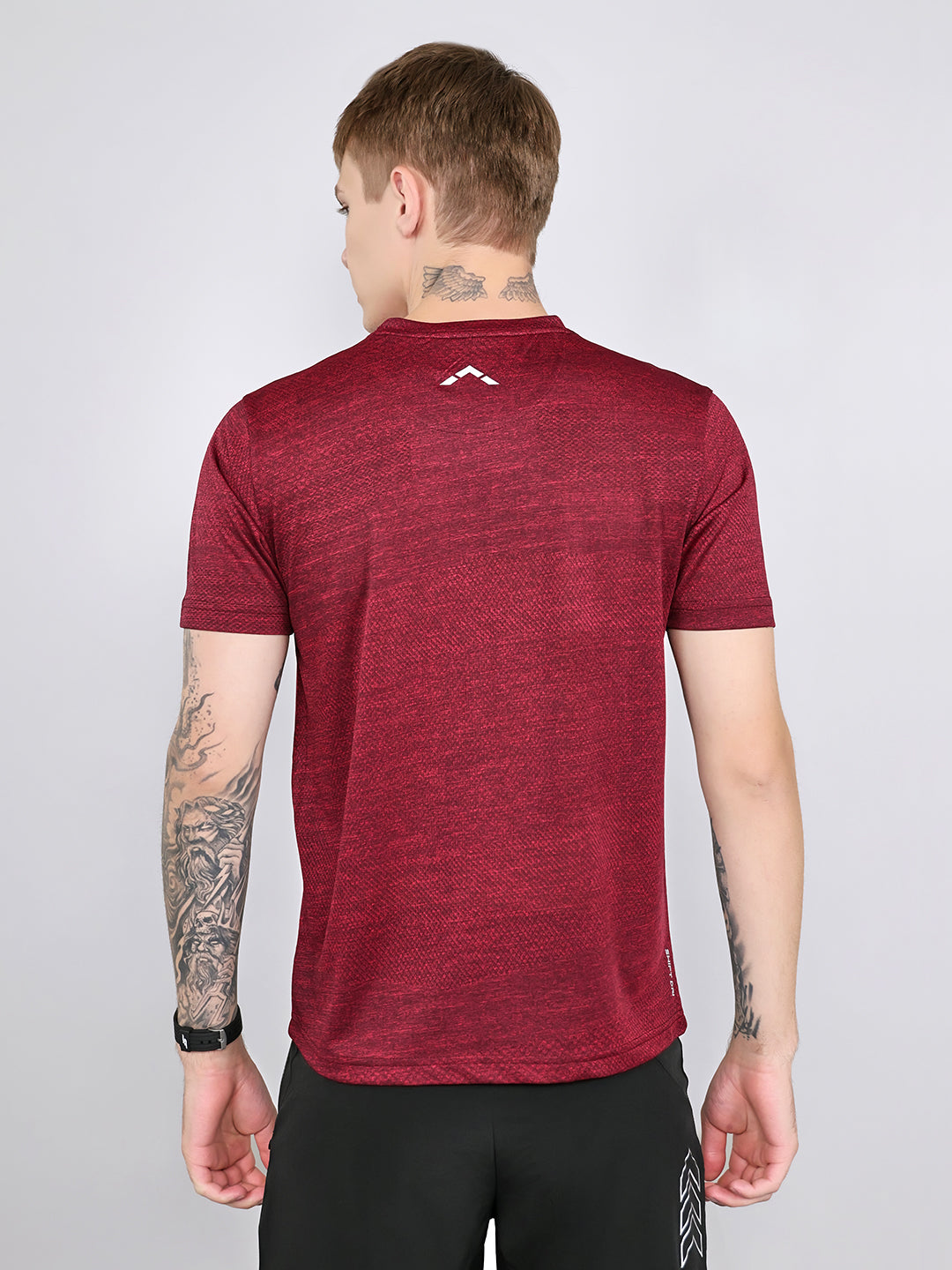 Rock.it Men Maroon Jacquard Round Neck Half Sleeve T-Shirt
