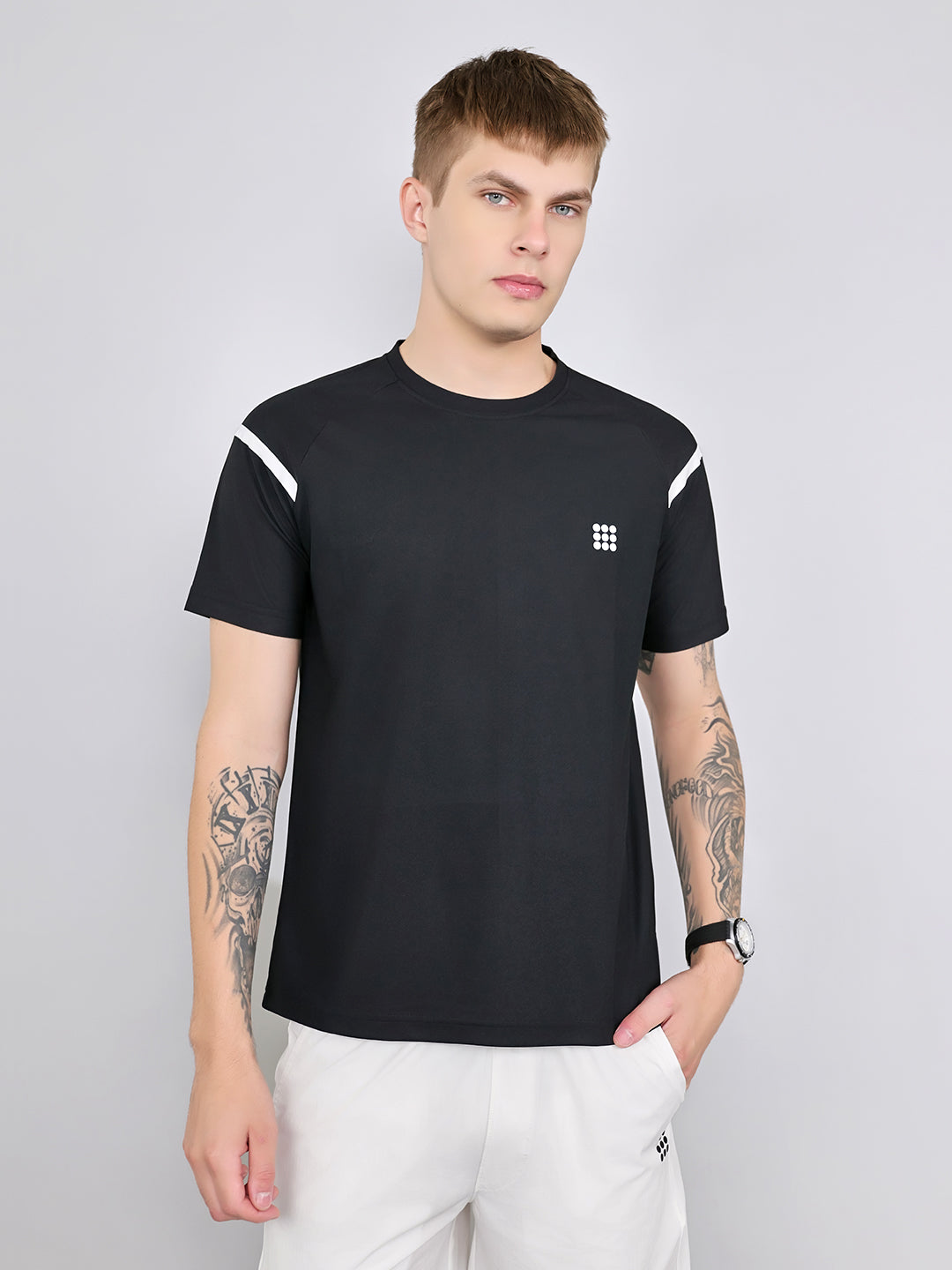 Rock.it Men Black Solid Round Neck Half Sleeve T-Shirt