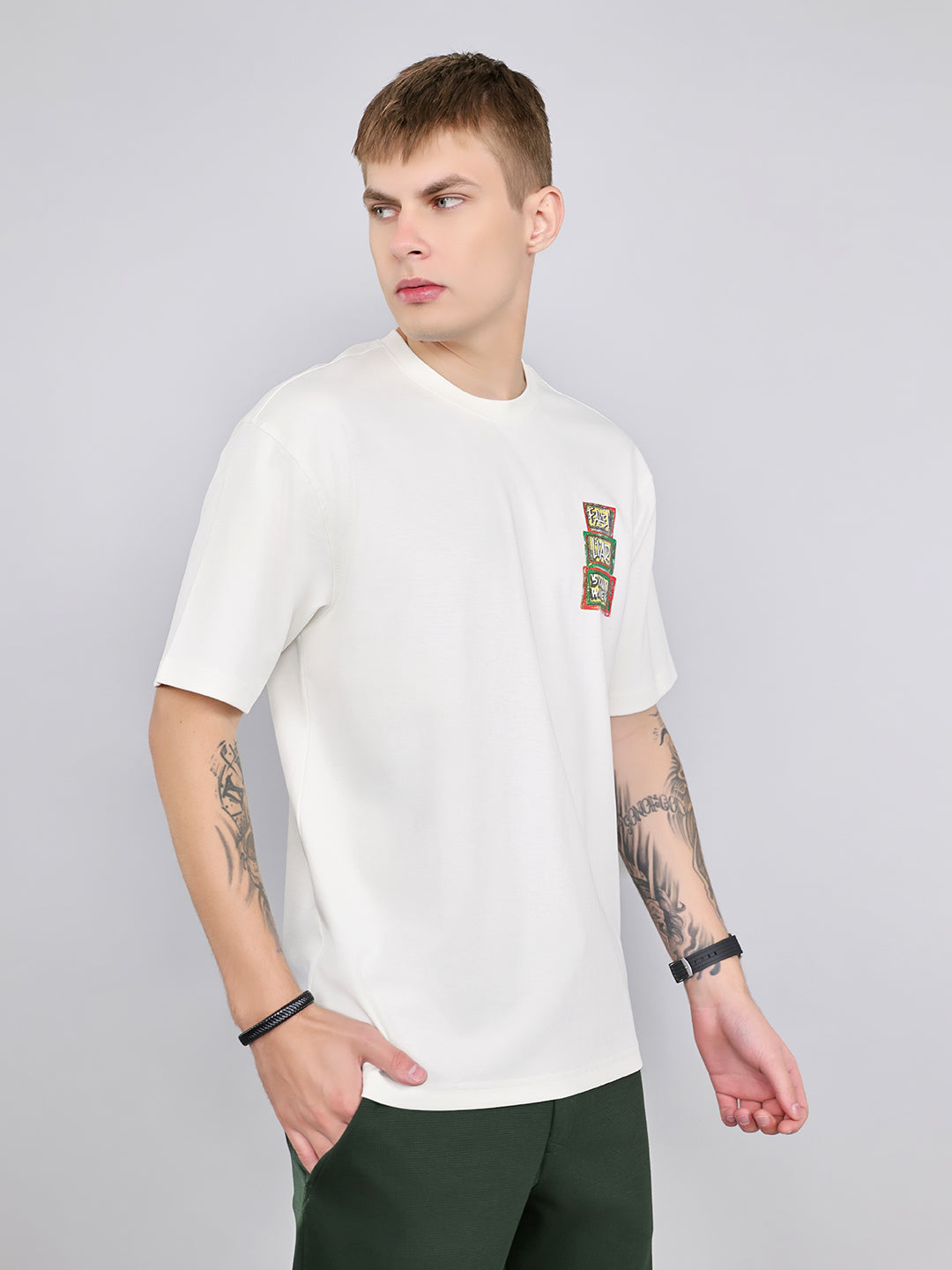 Rock.it Men Off White Printed Round Neck Drop Shoulder Half Sleeve T-Shirt