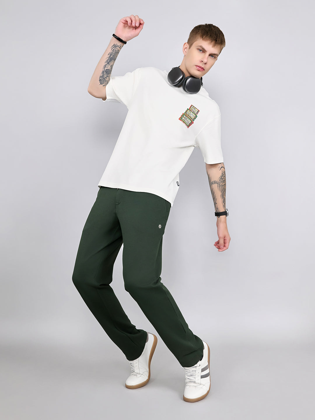 Rock.it Men Off White Printed Round Neck Drop Shoulder Half Sleeve T-Shirt