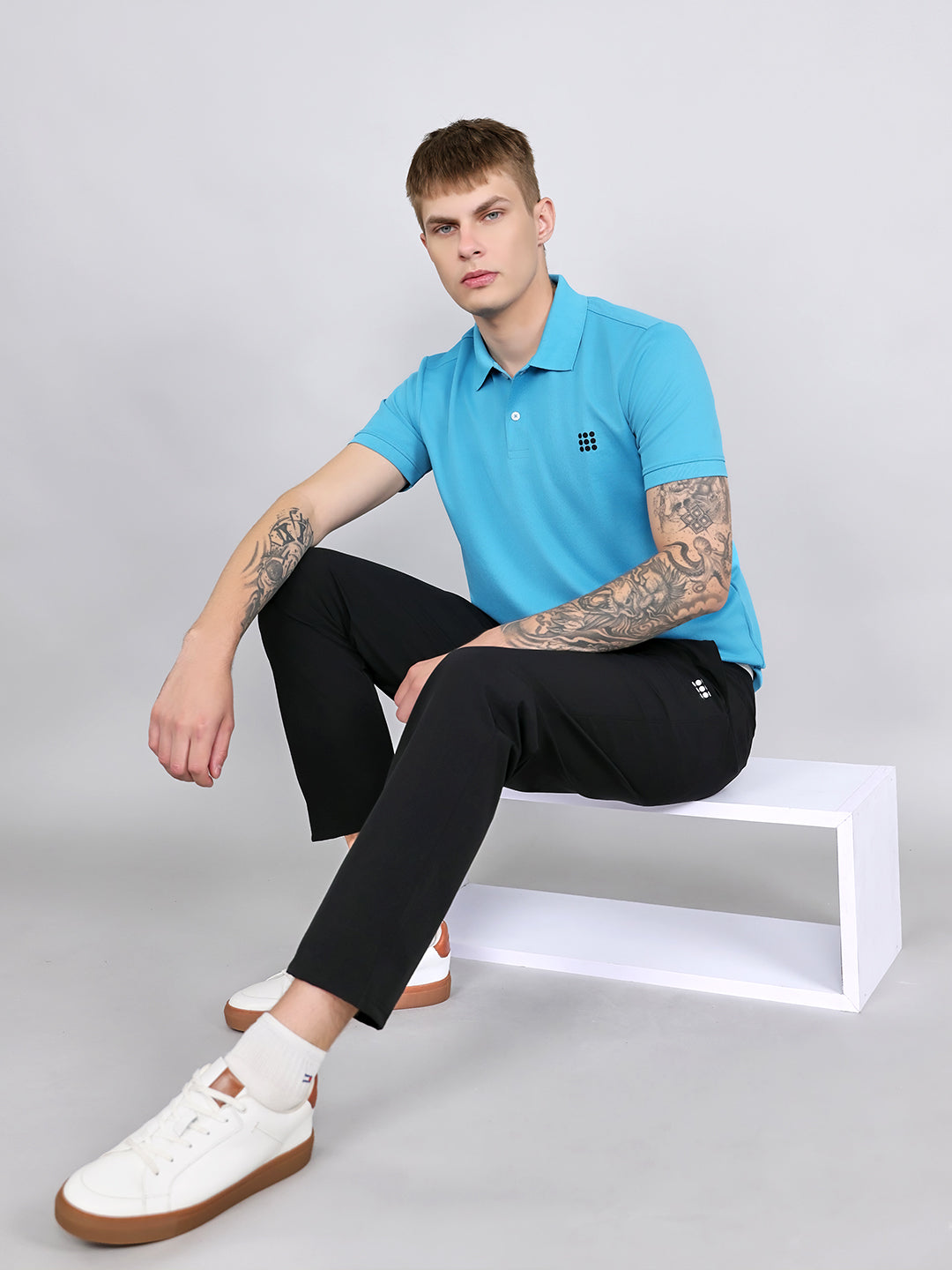 Rock.it Men Blue Jacquard Collar Half Sleeve T-Shirt