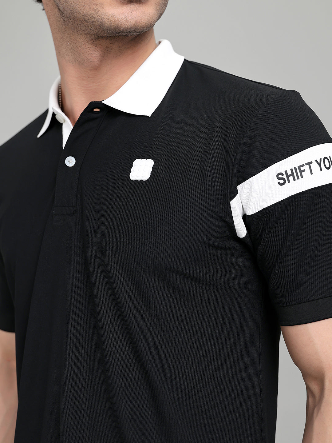 Rock.it Men Black Solid Collar Half Sleeve T-Shirt