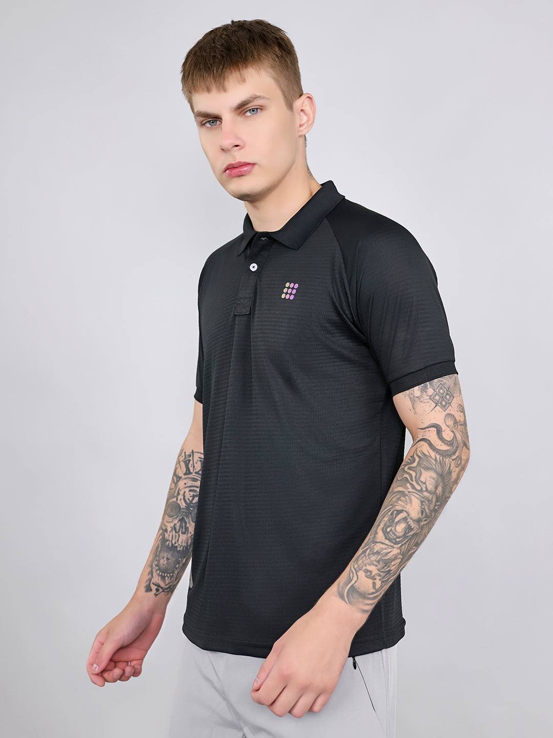 Rock.it Men Black Solid Collar Half Sleeve T-Shirt