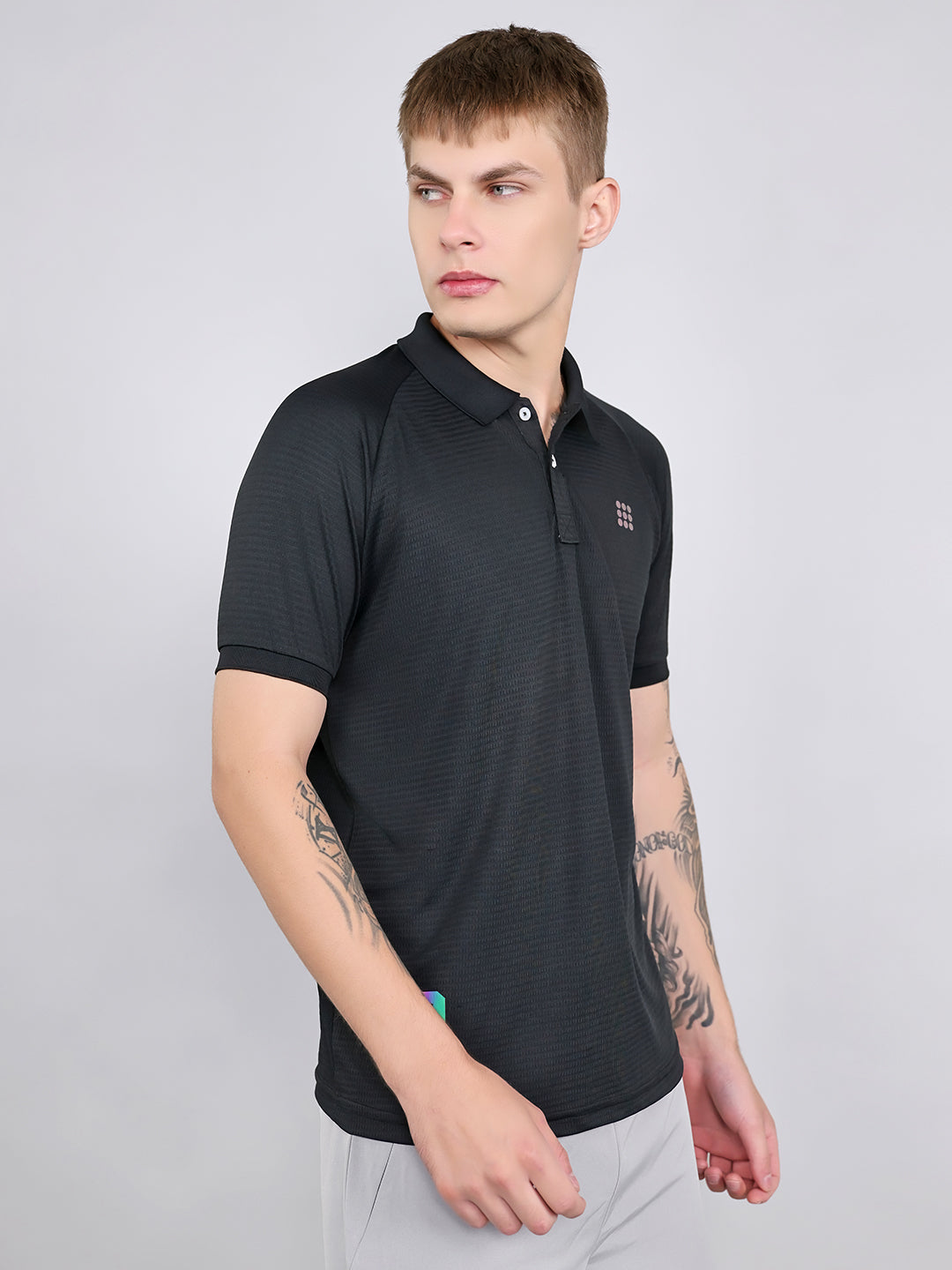 Rock.it Men Black Solid Collar Half Sleeve T-Shirt