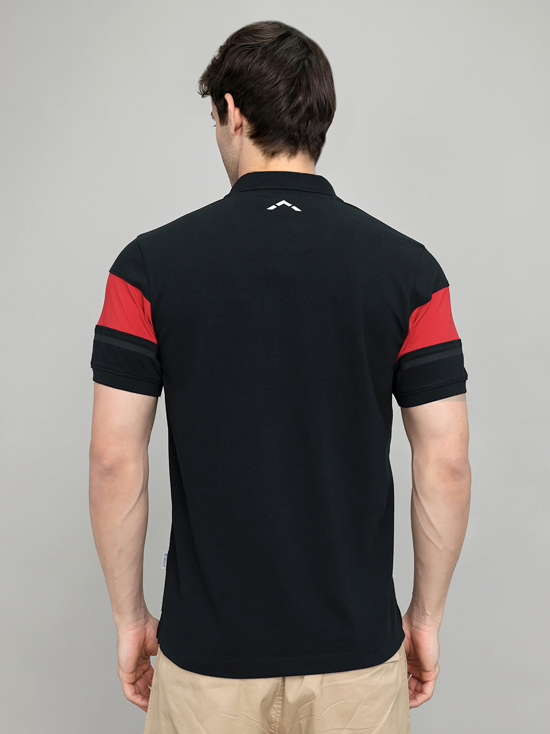 Rock.it Men Black Colourblocked Collar Half Sleeve T-Shirt
