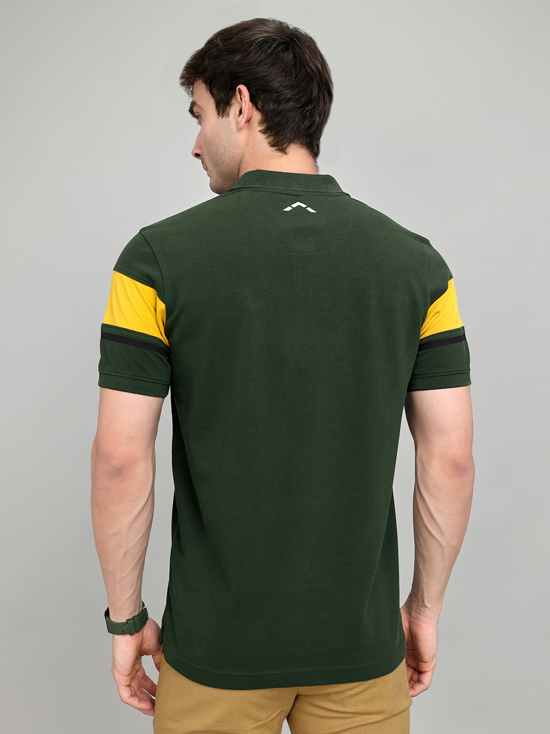 Rock.it Men Olive Colourblocked Collar Half Sleeve T-Shirt