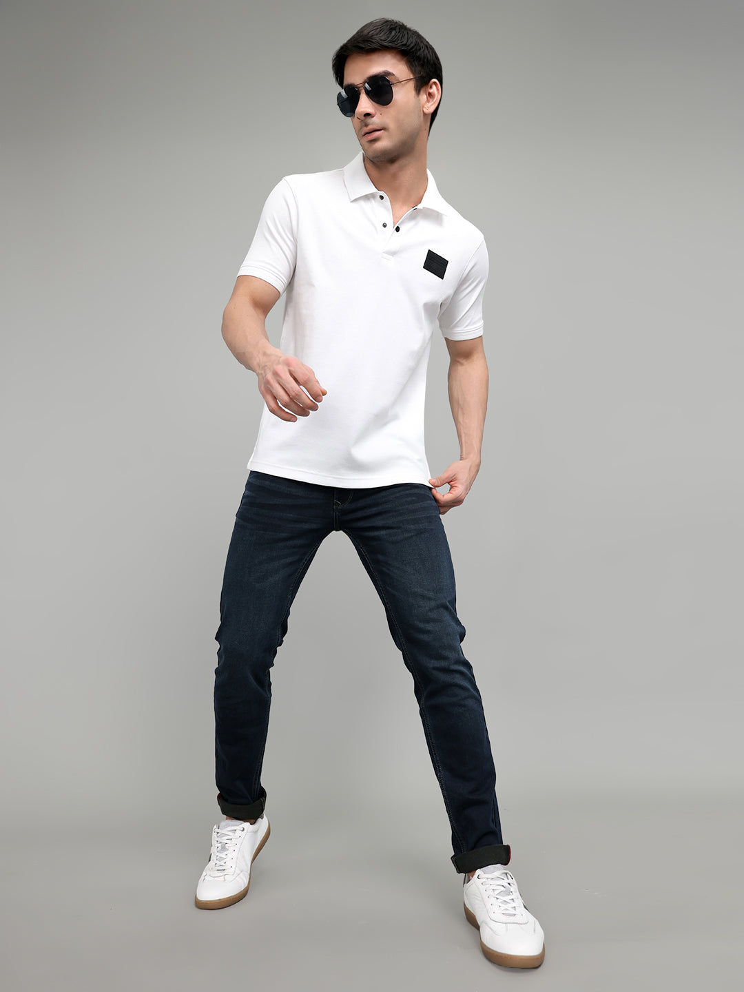 Rock.it Men White Solid Collar Half Sleeve T-Shirt
