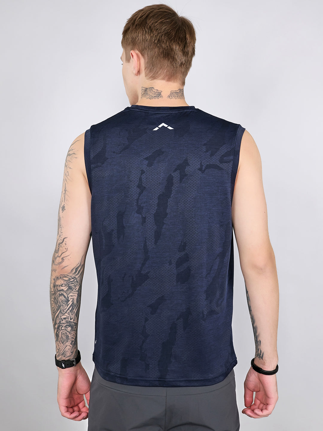 Rock.it Men Navy Blue Jacquard Round Neck Sleeveless T-Shirt