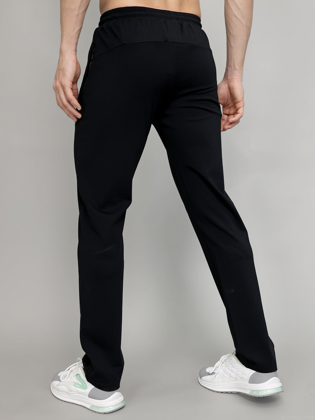 Rock.it Men Black Solid Slim Fit Lower