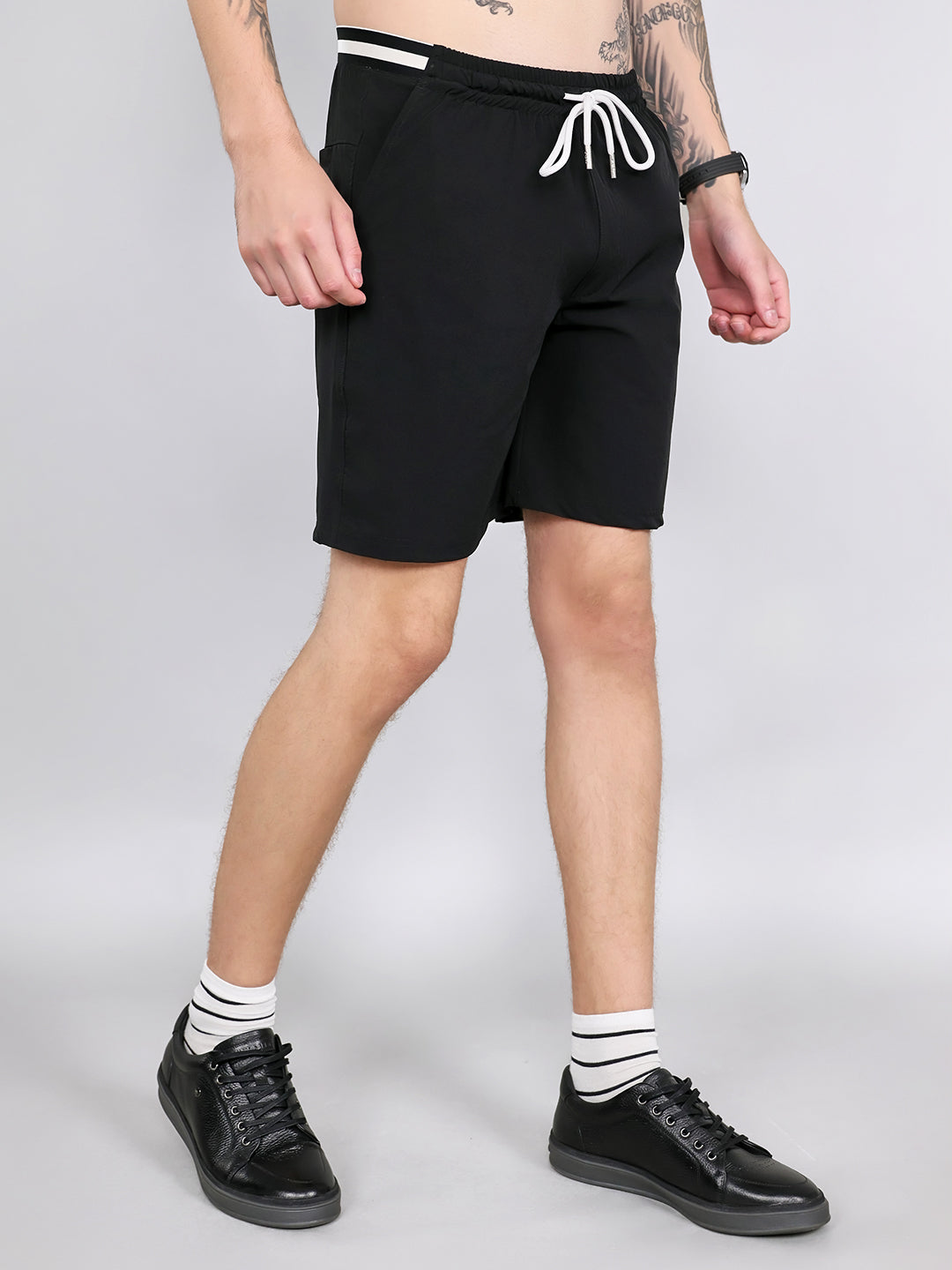 Rock.it Men Black Solid Regular Fit Shorts