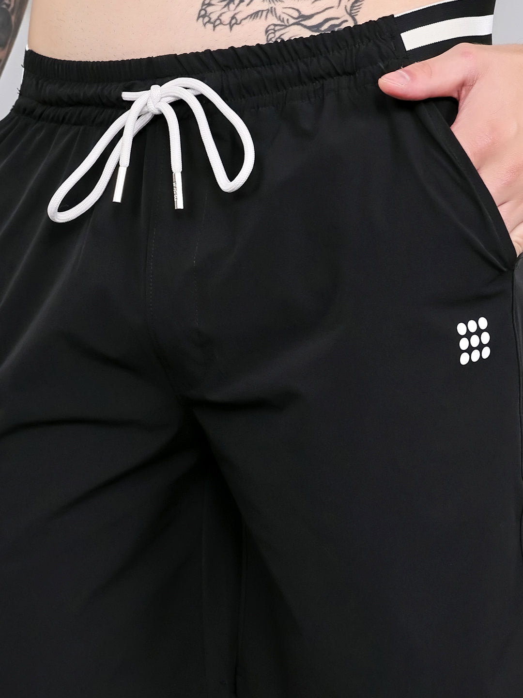 Rock.it Men Black Solid Regular Fit Shorts